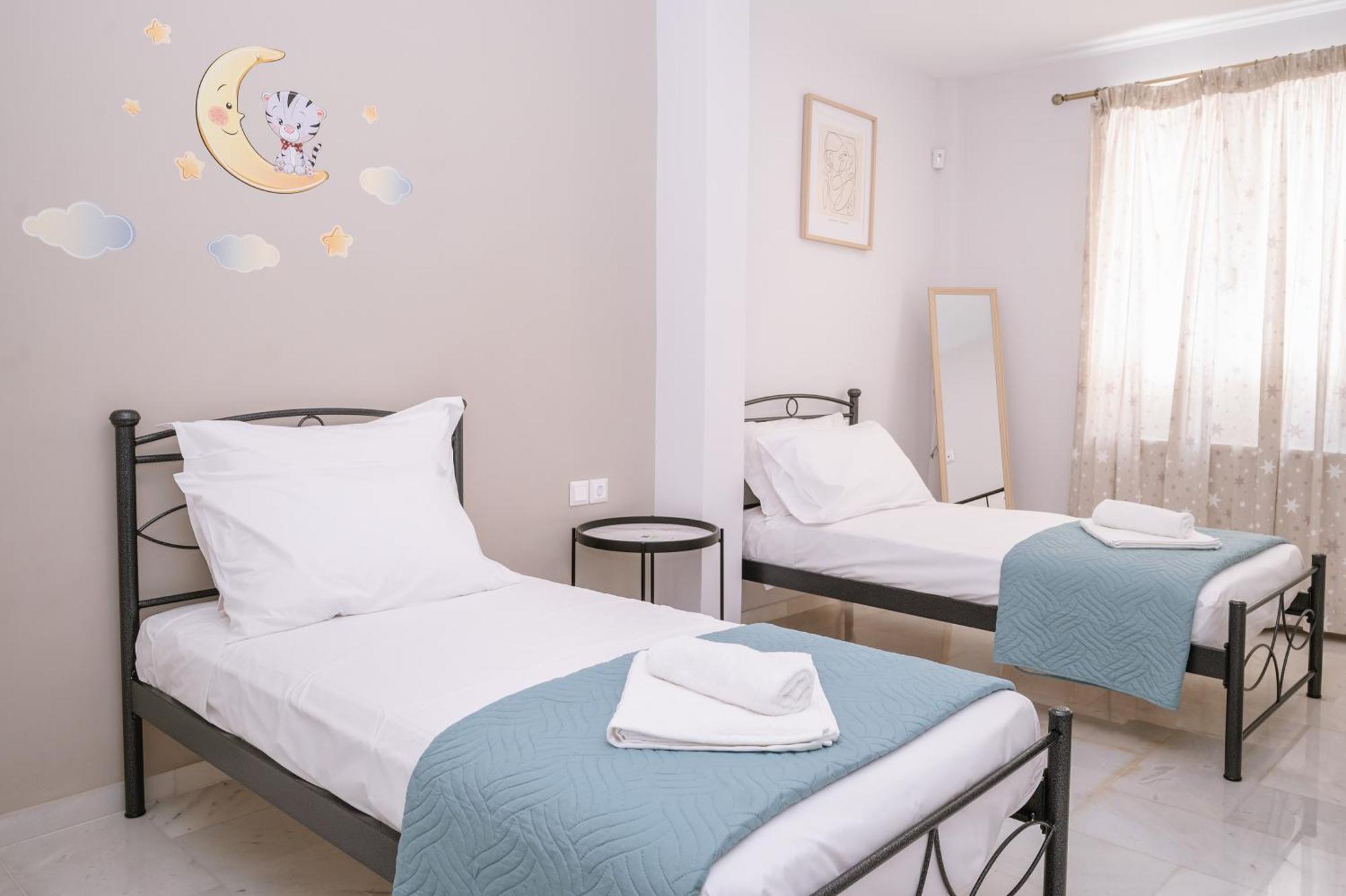 Brand New Family House Est. 2023 Daire Kandiye Dış mekan fotoğraf