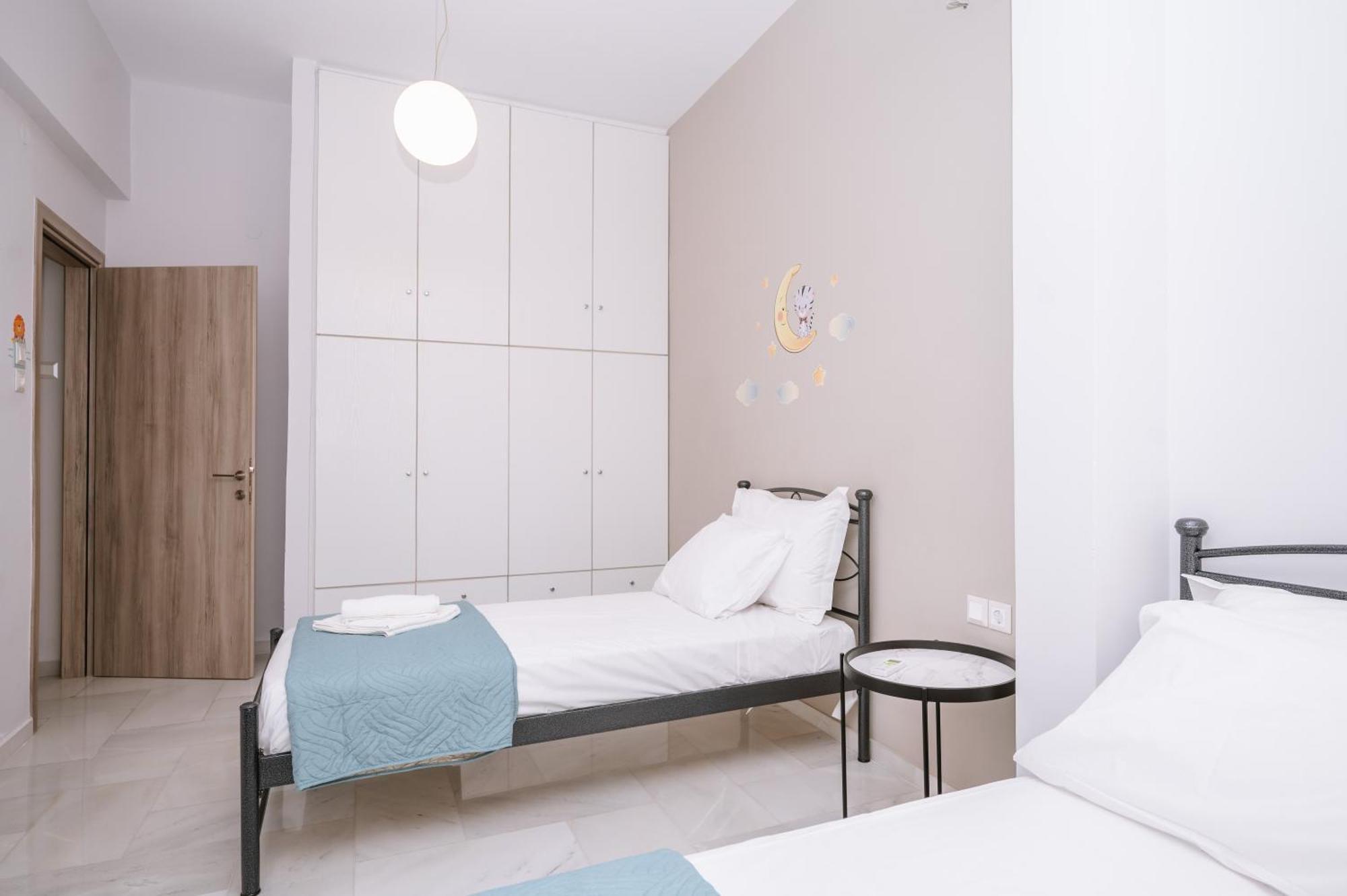Brand New Family House Est. 2023 Daire Kandiye Dış mekan fotoğraf